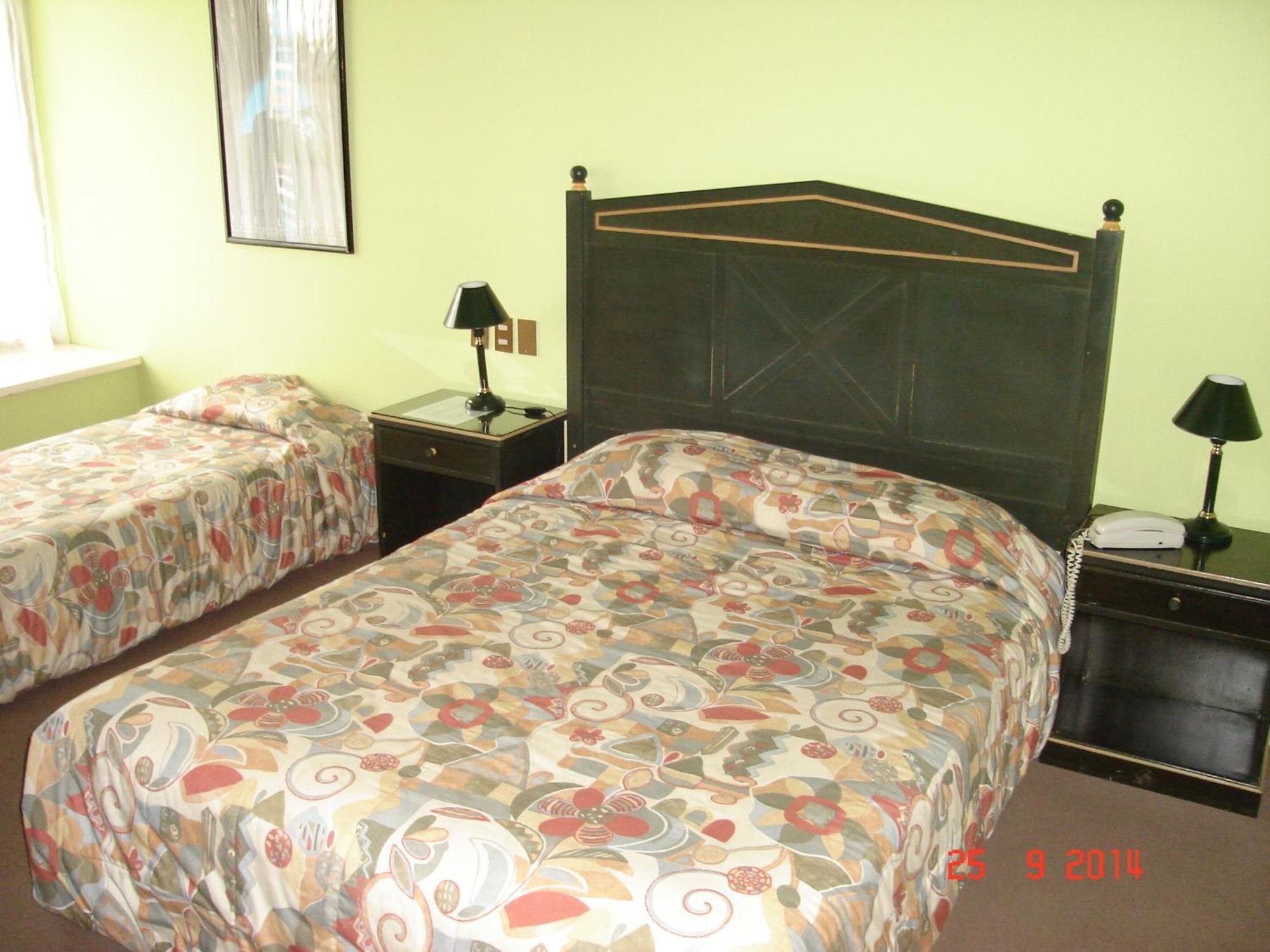 Chillán Hotel Alicante الغرفة الصورة