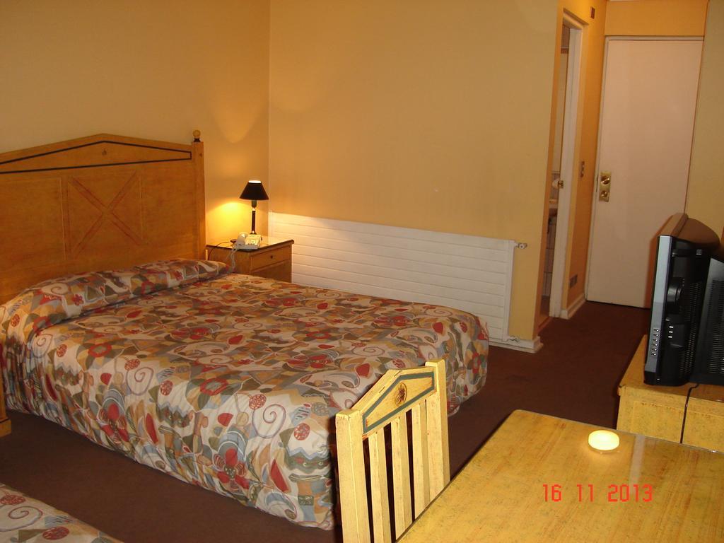 Chillán Hotel Alicante الغرفة الصورة