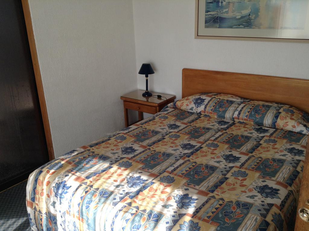 Chillán Hotel Alicante الغرفة الصورة